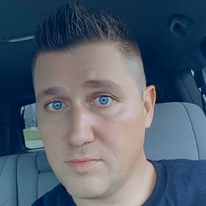 Meet your Posher, Evan